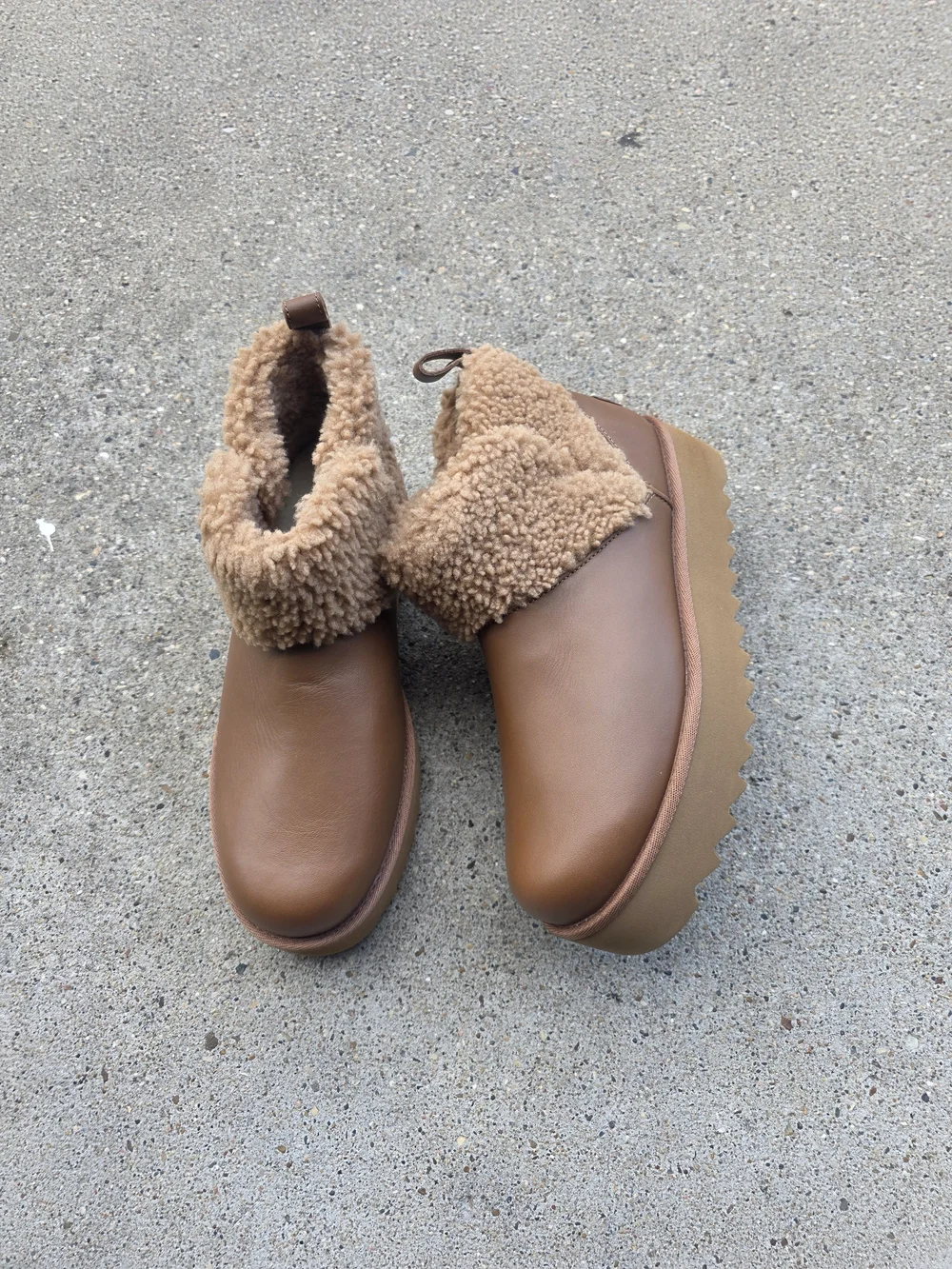 UGG Sherpa-Lined Ankle Boots Women Size 10